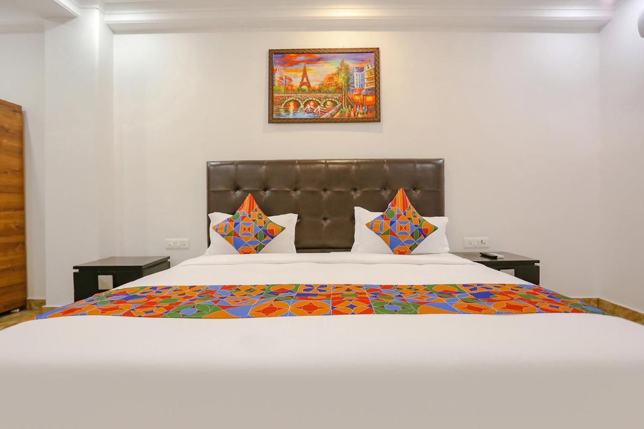 Fabexpress Taj Residency Near Yashobhoomi Convention Centre Hotel Делхи Екстериор снимка