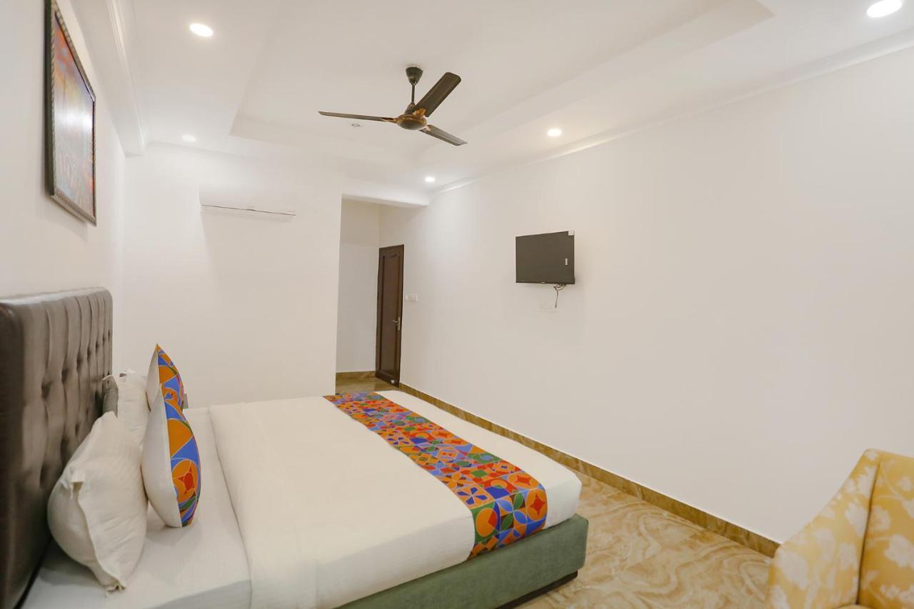 Fabexpress Taj Residency Near Yashobhoomi Convention Centre Hotel Делхи Екстериор снимка