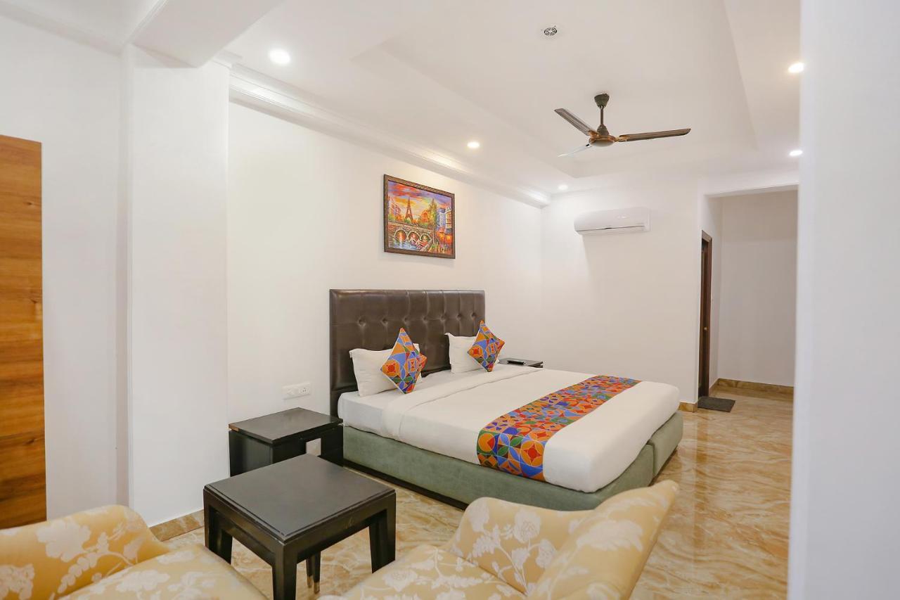 Fabexpress Taj Residency Near Yashobhoomi Convention Centre Hotel Делхи Екстериор снимка
