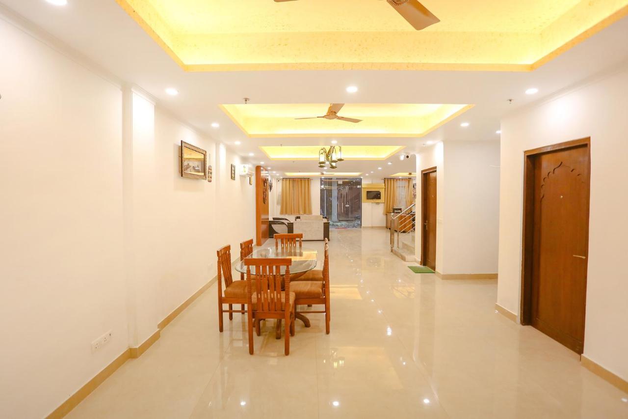 Fabexpress Taj Residency Near Yashobhoomi Convention Centre Hotel Делхи Екстериор снимка