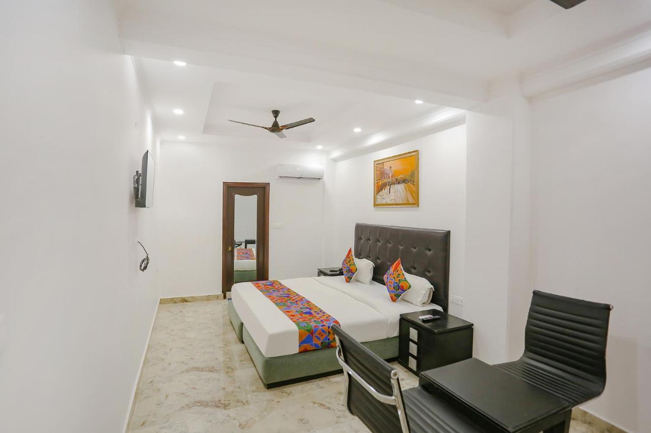 Fabexpress Taj Residency Near Yashobhoomi Convention Centre Hotel Делхи Екстериор снимка